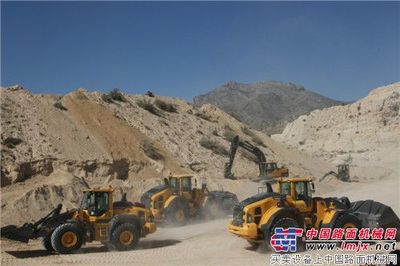 沃爾沃建筑設(shè)備 以安全、高品質(zhì)、環(huán)保理念為中國(guó)用戶(hù)保駕護(hù)航